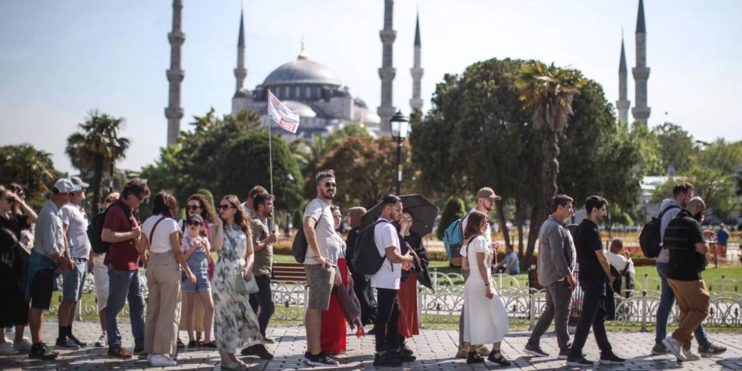 Haziran'da Türkiye'ye gelen yabancı ziyaretçi sayısında artış 8